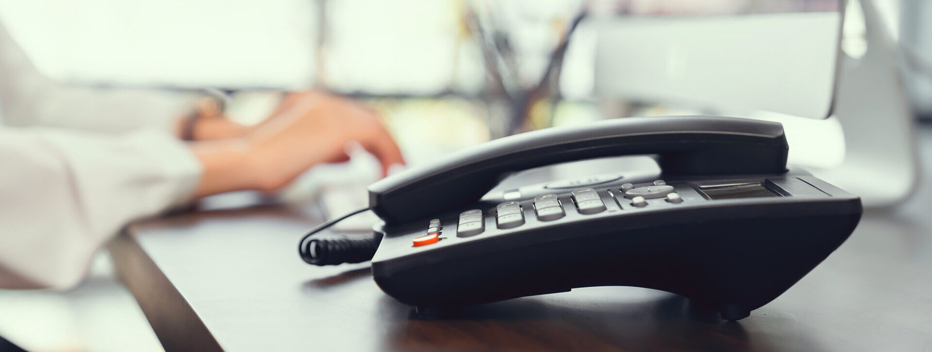 Téléphone au bureau
