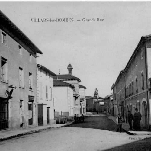 Grande Rue à Villars-les-Dombes