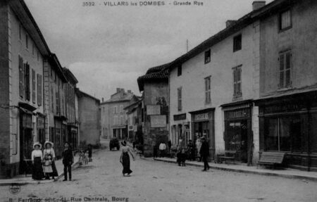 Grande Rue à Villars-les-Dombes